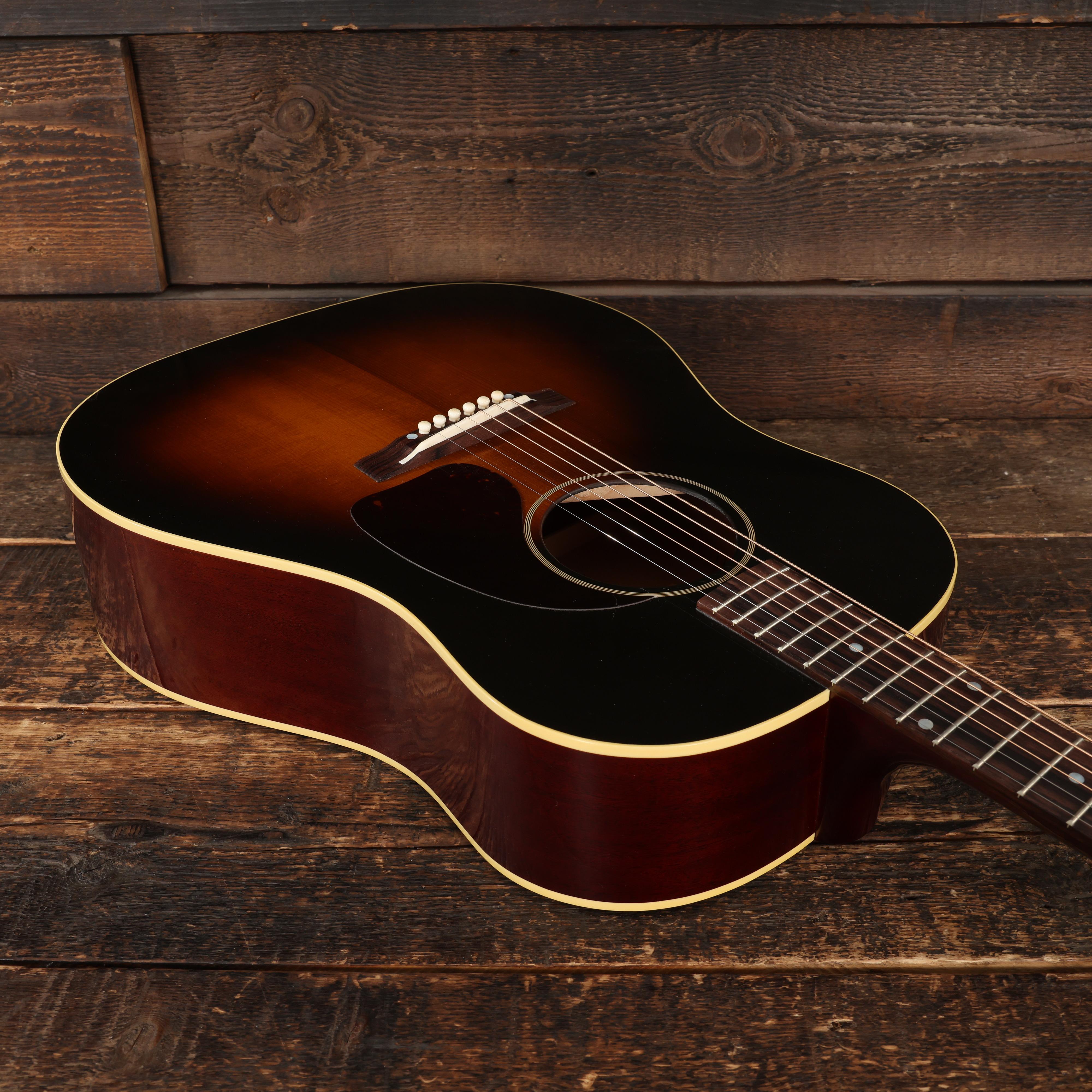 Gibson 1942 Banner J-45 in Vintage Sunburst - Andertons Music Co.
